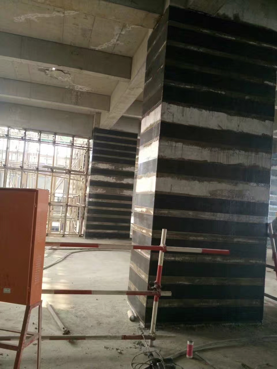 台州混凝土柱子漏振加固方法